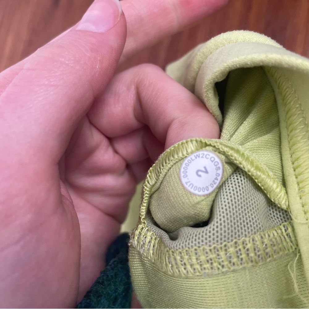 Lululemon Love to Layer Yellow Sports Bra Size 2 Women’s GUC - Picture 7 of 15